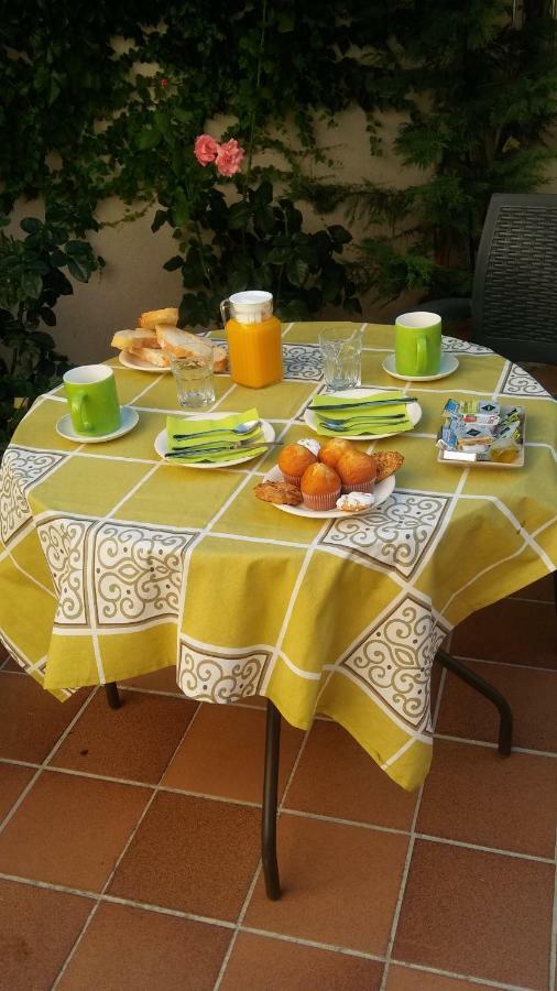 Casa De La Paca Panzió Coca Kültér fotó